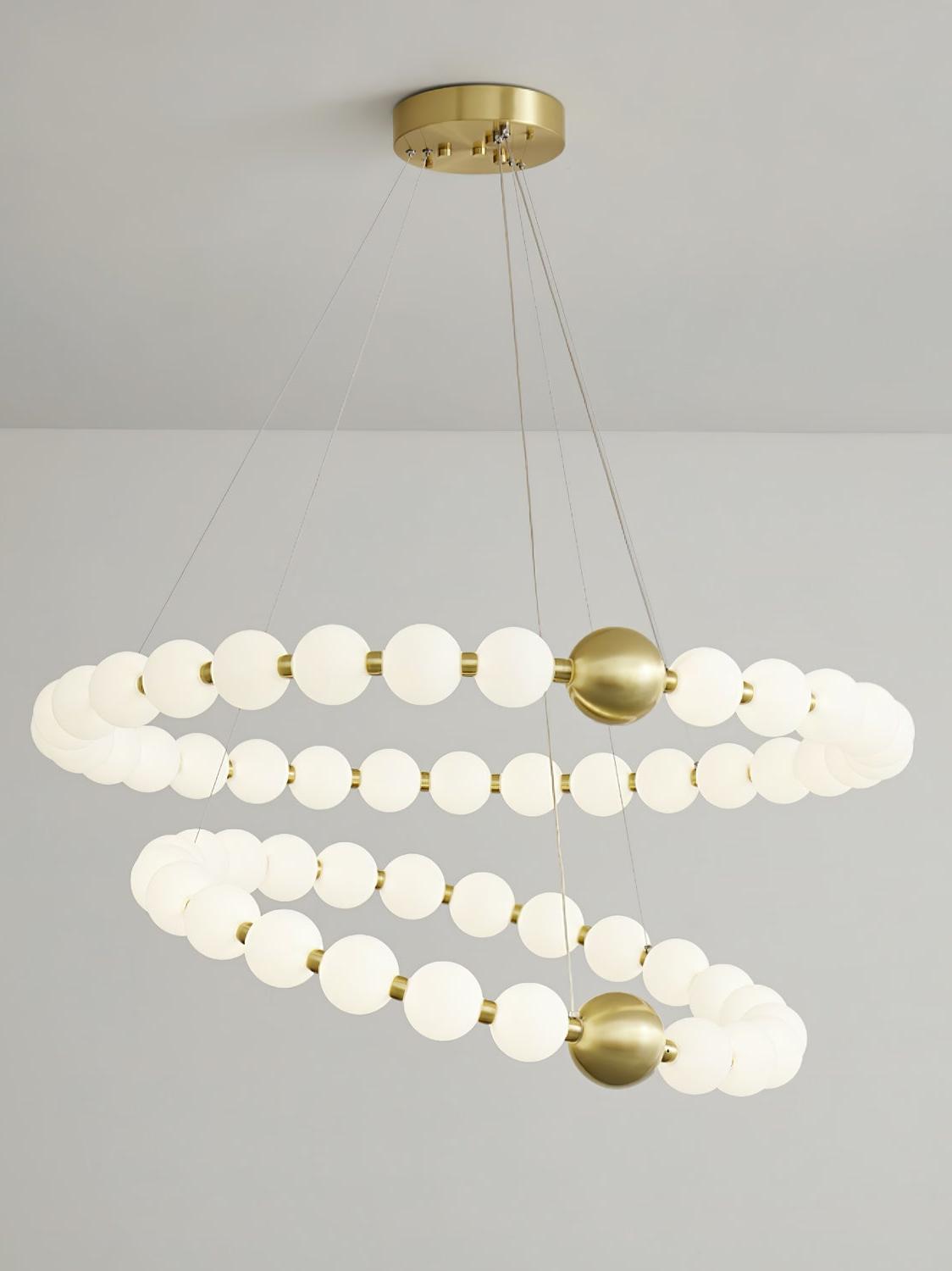 Chandelier in gold-C