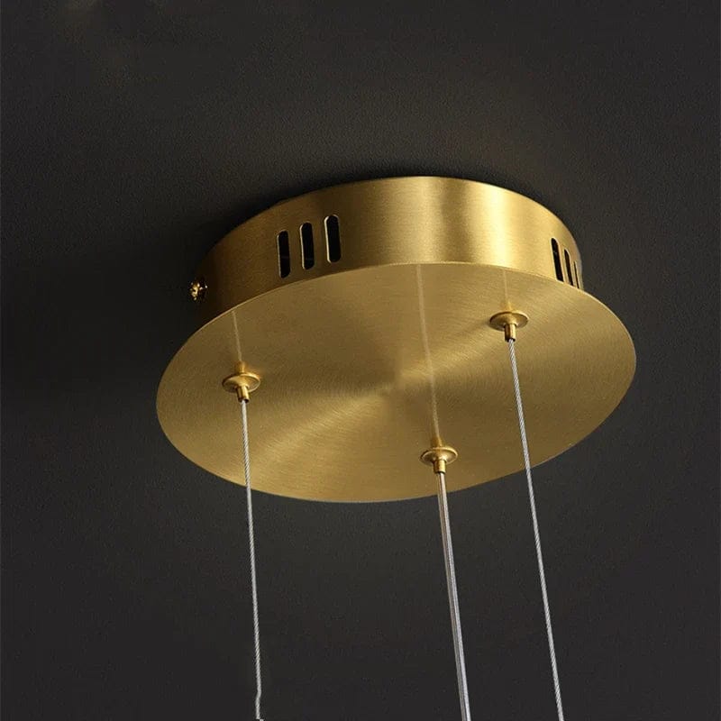 Chandelier in gold-C